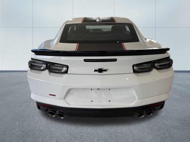 Used 2022 Chevrolet Camaro SS RWD image 3