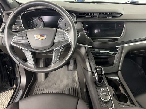 Certified 2023 Cadillac XT5 Premium Luxury w/ Technology Package image 4