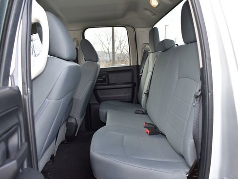 Used 2017 RAM 1500 Express image 24