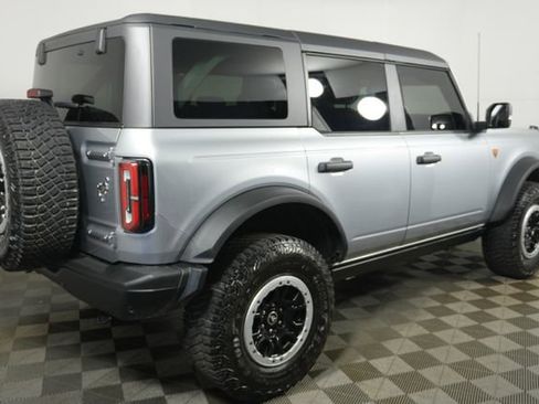 Certified 2024 Ford Bronco Badlands image 3