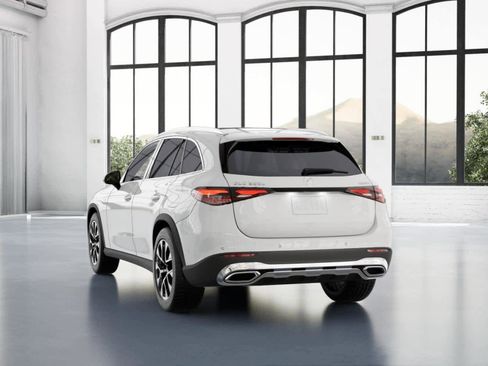 Used 2026 Mercedes-Benz GLC 350e 4MATIC image 25