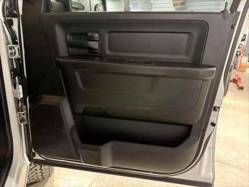 Certified 2017 RAM 1500 Express w/ Express Value Package image 6