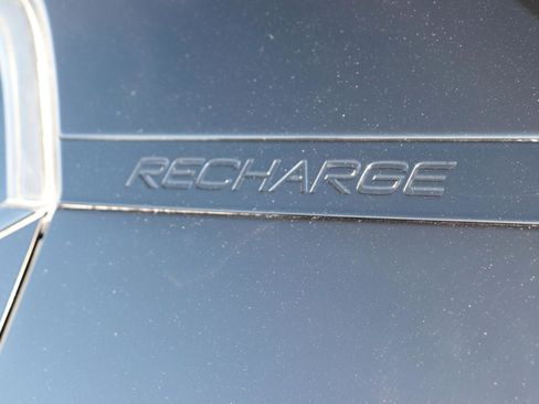 Used 2022 Volvo XC40 P8 Recharge Plus AWD/4WD image 13