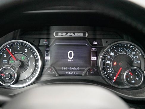 Used 2022 RAM 1500 Big Horn image 32