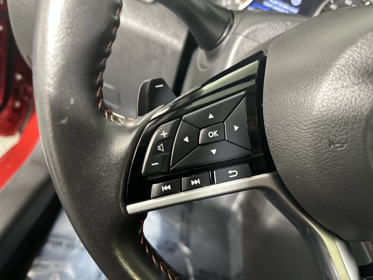 Used 2024 Nissan Altima 2.5 SR w/ SR Premium Package FWD image 5