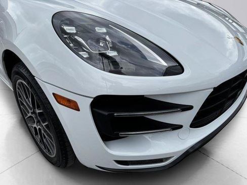 Used 2017 Porsche Macan Turbo AWD/4WD image 11