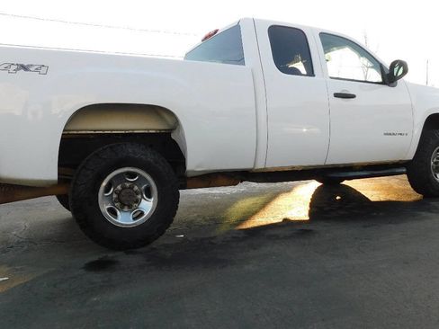 Used 2008 GMC Sierra 2500 W/T image 6