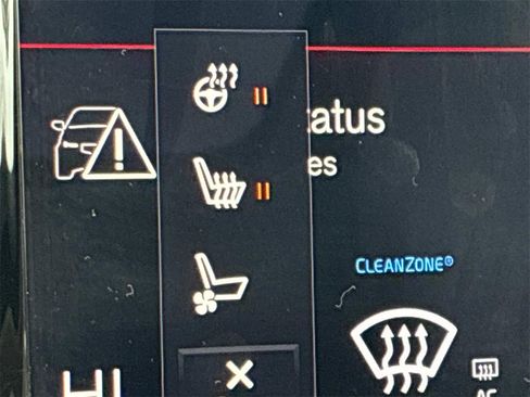 Used 2021 Volvo S90 T6 Inscription image 41