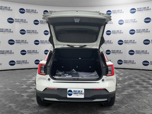 New 2026 Volvo EX30 Cross Country Ultra image 11