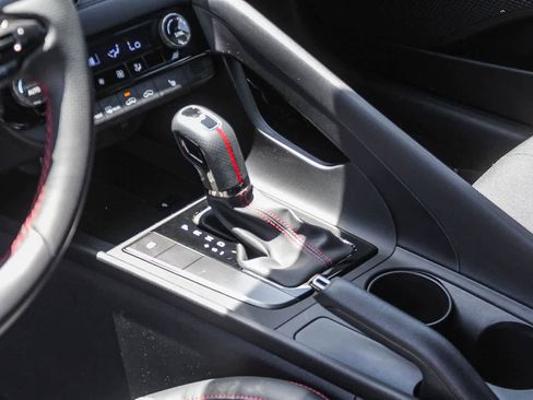 Certified 2025 Hyundai Elantra N Line FWD image 24