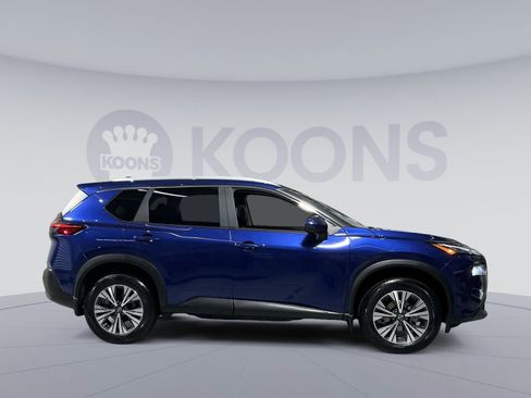 Used 2023 Nissan Rogue SV w/ SV Premium B Package image 17