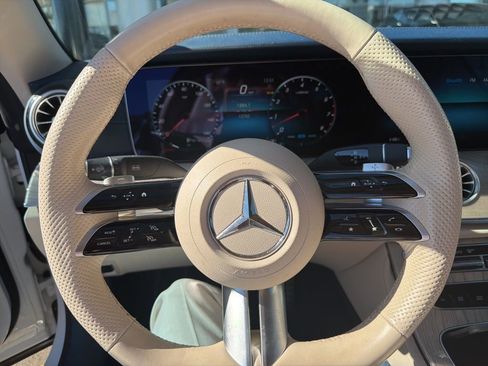 Used 2023 Mercedes-Benz E 450 Cabriolet image 8