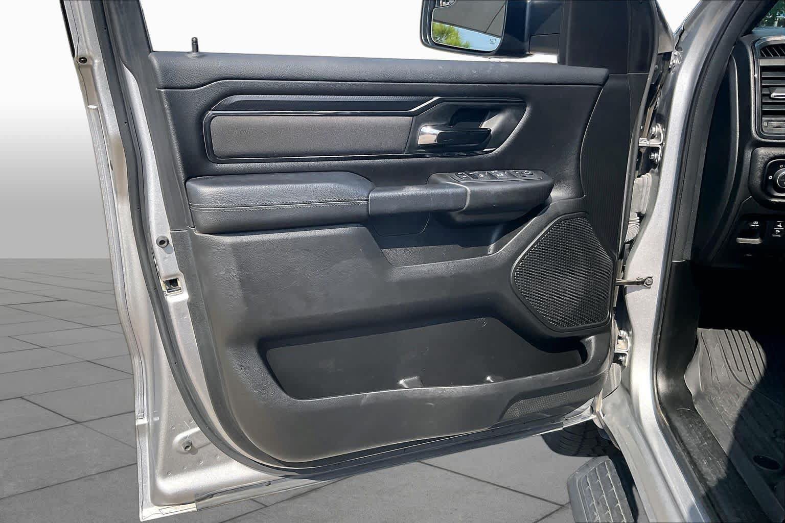 Used 2024 RAM 1500 Big Horn AWD/4WD image 21
