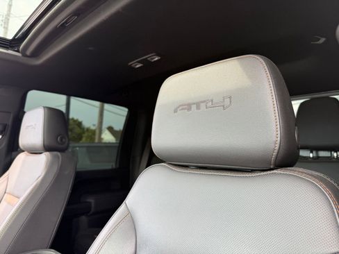 Used 2023 GMC Sierra 3500 AT4 w/ AT4 Preferred Package AWD/4WD image 23