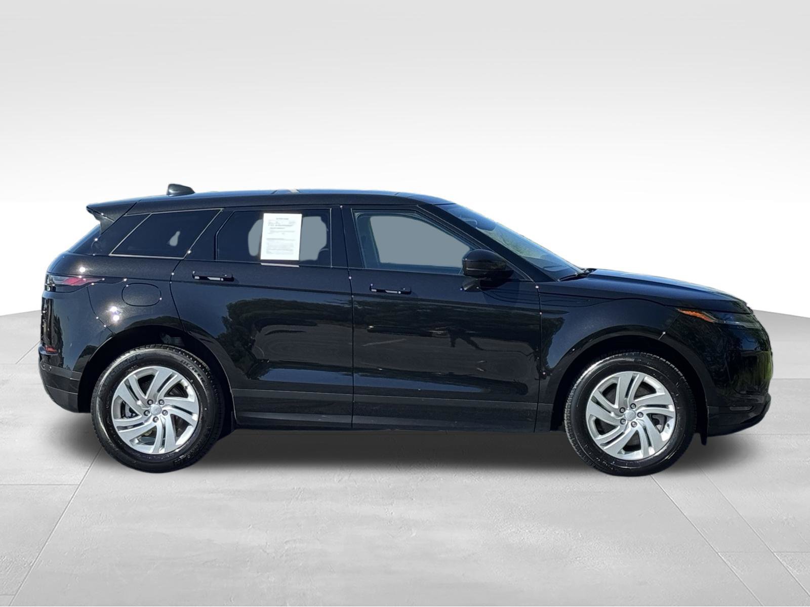 Used 2024 Land Rover Range Rover Evoque S AWD/4WD image 3