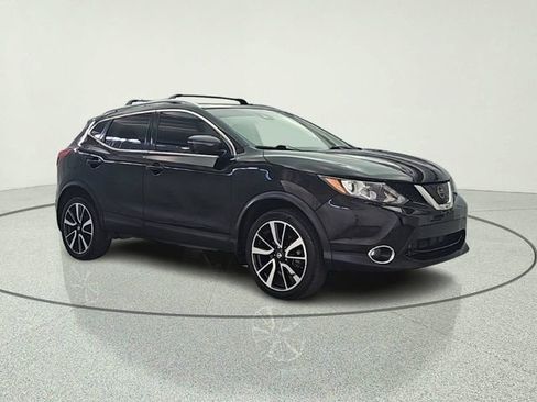 Used 2017 Nissan Rogue Sport SL w/ SL Premium Package FWD image 8
