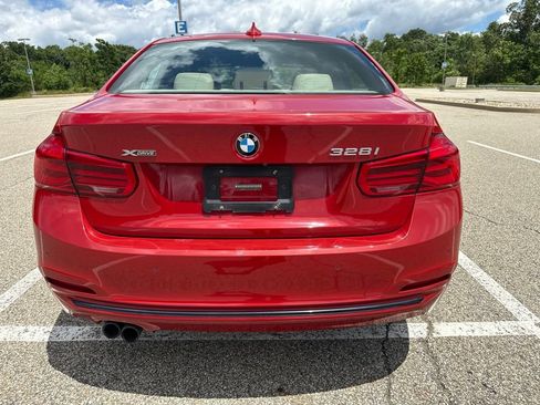 Used 2016 BMW 328i xDrive Sedan AWD/4WD image 3