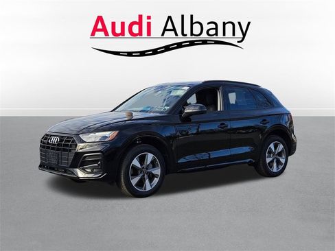 Used 2025 Audi Q5 2.0T Premium image 8