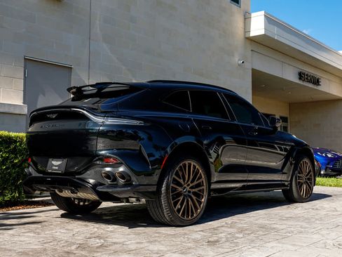 Used 2025 Aston Martin DBX 707 image 22
