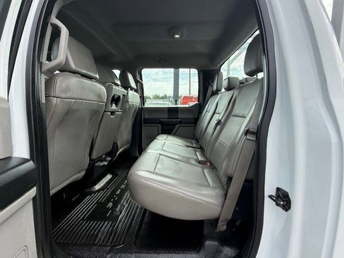 Used 2017 Ford F250 XL w/ Power Equipment Group image 19