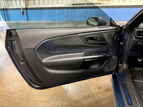 Used 2025 Ford Mustang Dark Horse RWD image 9
