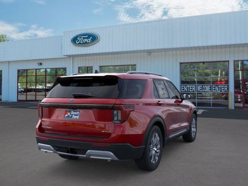 Used 2026 Ford Explorer Platinum image 8