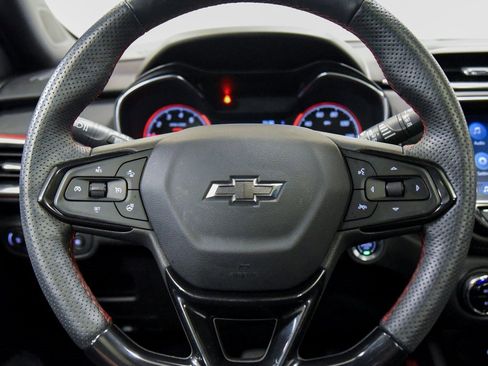 Used 2023 Chevrolet TrailBlazer RS w/ Sun and Liftgate Package image 28