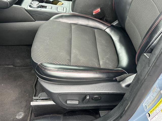 Used 2024 Ford Escape ST-Line AWD/4WD image 11