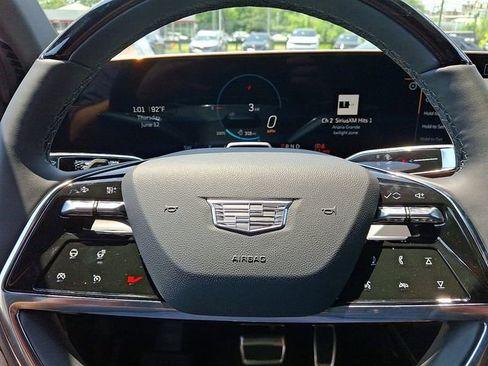 New 2026 Cadillac Vistiq Sport w/ LPO, Floor Liner Package image 11