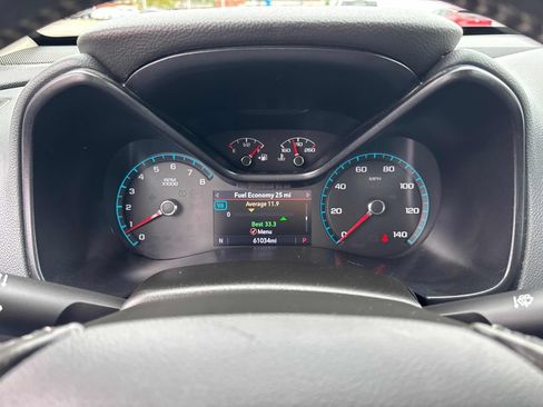 Used 2019 Chevrolet Colorado Z71 AWD/4WD image 14
