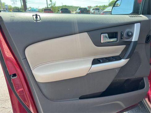 Used 2013 Ford Edge SEL image 11