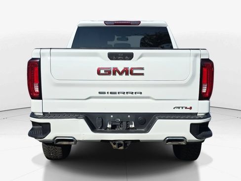 Used 2022 GMC Sierra 1500 AT4 AWD/4WD image 5