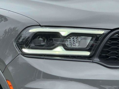 Used 2025 Dodge Durango R/T AWD/4WD image 8