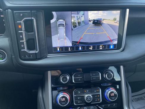 Used 2021 GMC Yukon XL Denali w/ Denali Ultimate Package image 33