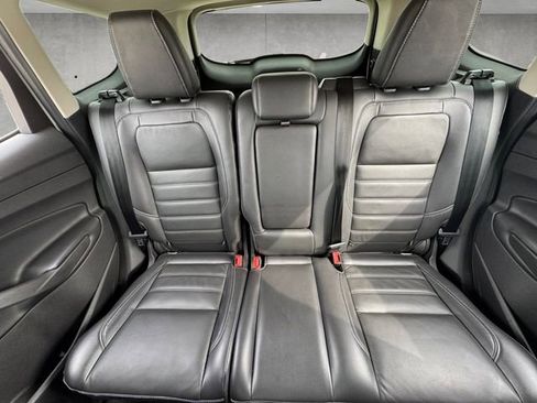 Used 2018 Ford Escape Titanium w/ Ford Safe & Smart Package image 22