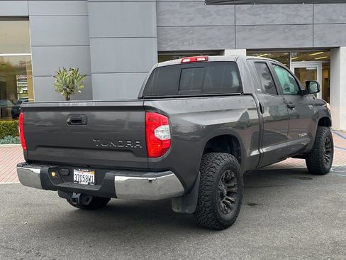 Used 2015 Toyota Tundra SR5 w/ SR5 Upgrade Package image 5