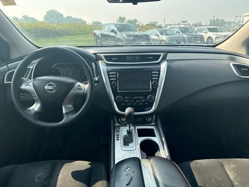 Used 2018 Nissan Murano S AWD/4WD image 11