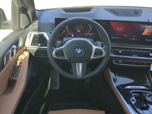 New 2026 BMW X5 xDrive50e w/ Executive Package image 16
