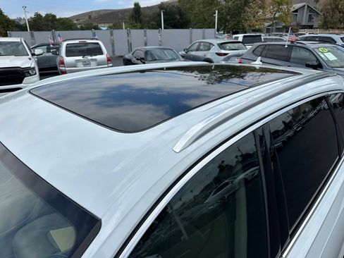 Used 2018 Audi Q7 3.0T Premium Plus w/ Premium Plus Package AWD/4WD image 8