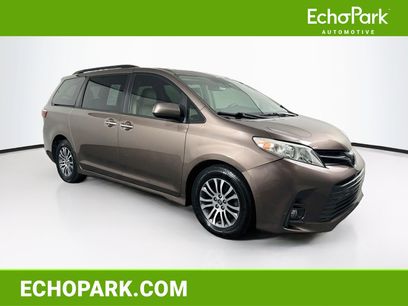 Used 2018 Toyota Sienna XLE