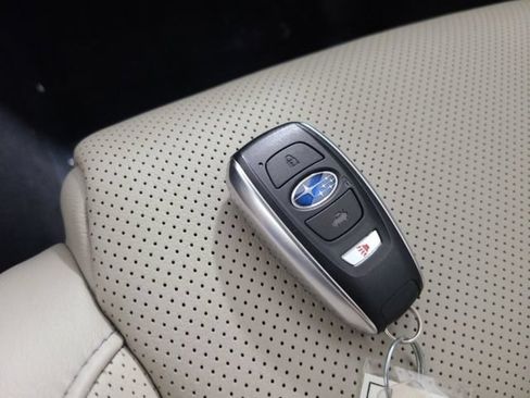 Used 2023 Subaru Ascent Limited AWD/4WD image 27