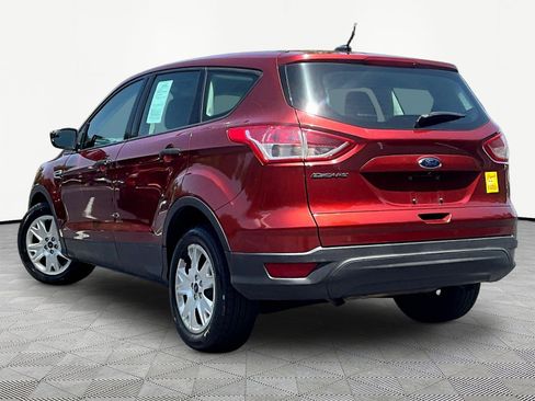 Used 2016 Ford Escape S FWD image 4