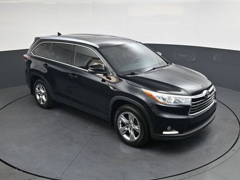 Used 2015 Toyota Highlander Limited AWD/4WD image 23