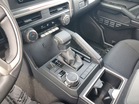 New 2026 Toyota 4Runner SR5 image 12