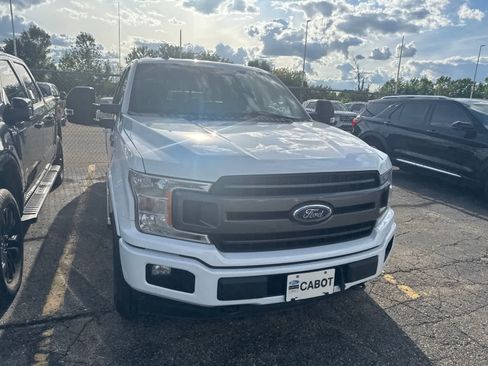 Used 2020 Ford F150 XLT w/ Equipment Group 302A Luxury AWD/4WD image 5