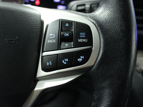 Used 2022 Ford Explorer Limited AWD/4WD image 22