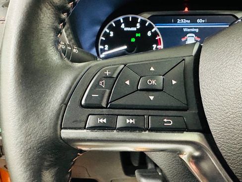 Used 2023 Nissan Sentra SR w/ SR Premium Package image 16