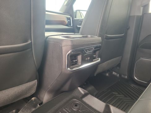 Used 2024 GMC Sierra 1500 Denali w/ Denali Reserve Package AWD/4WD image 32