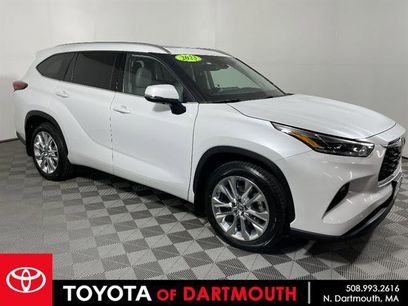 Used 2023 Toyota Highlander Limited