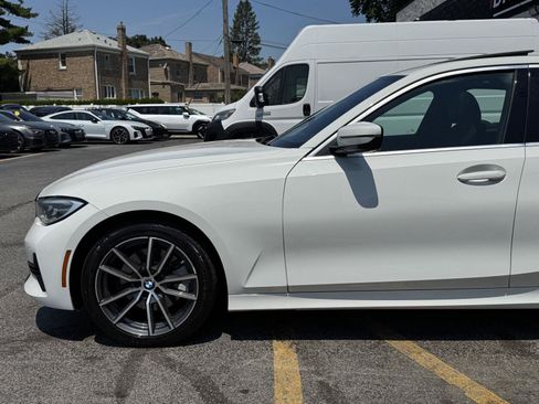 Used 2019 BMW 330i xDrive Sedan w/ Convenience Package AWD/4WD image 4